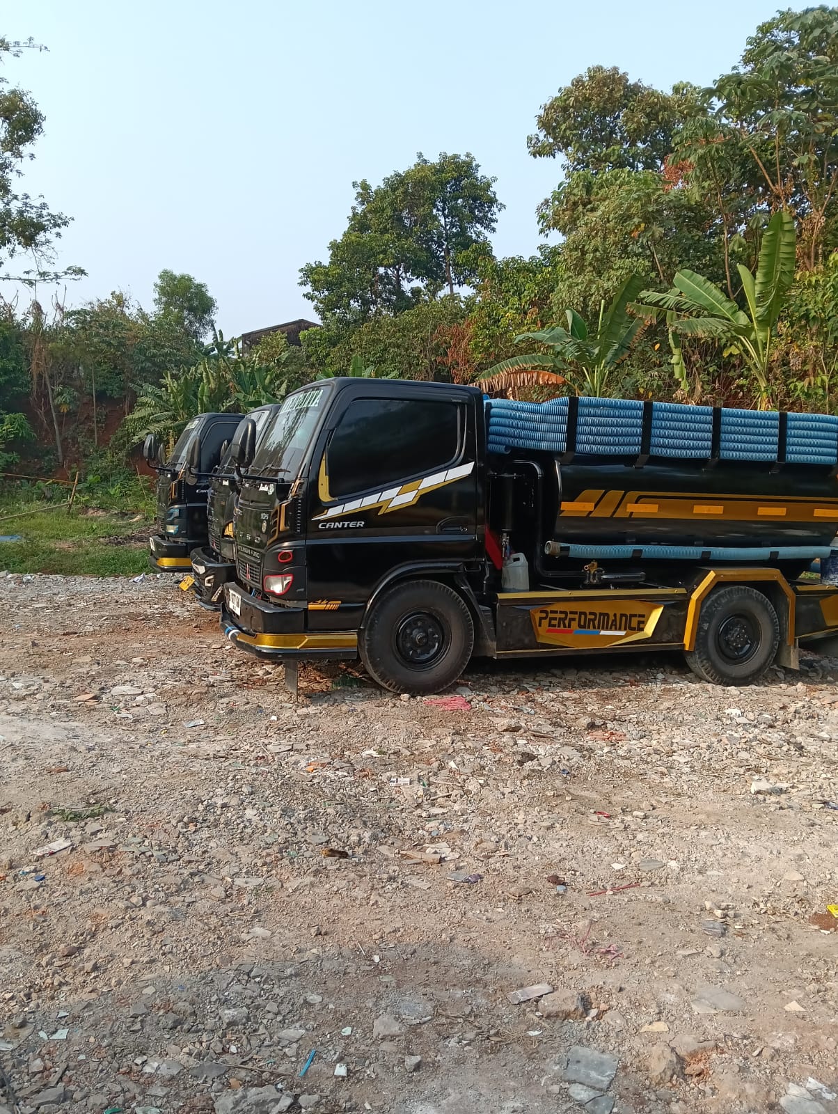 Armada Sedot WC